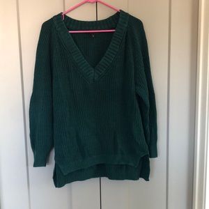 Green oversized sweater